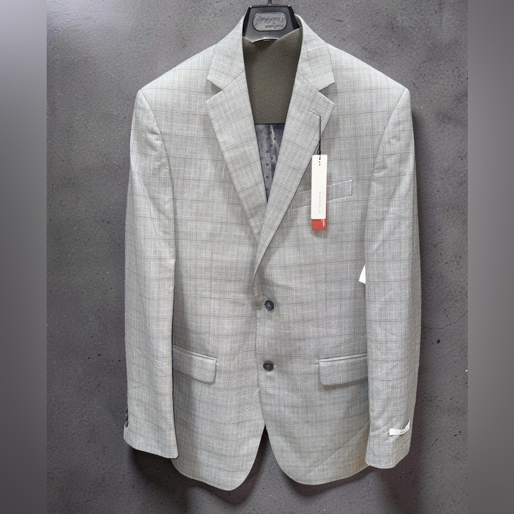Perry Ellis Light Gray Plaid Men's Suit Jacket - 40L  NWT